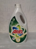 Ariel prací gel 